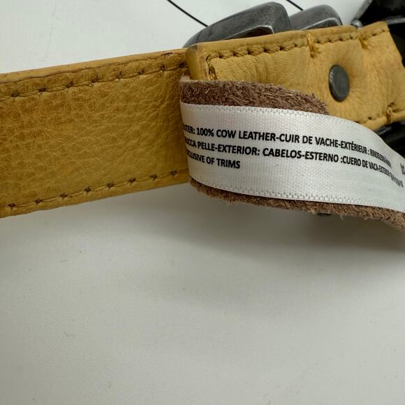 Free People Billie Leather Belt Yellow Size S/M Asymmetric Buckle Western NWOT - Picture 4 of 6
